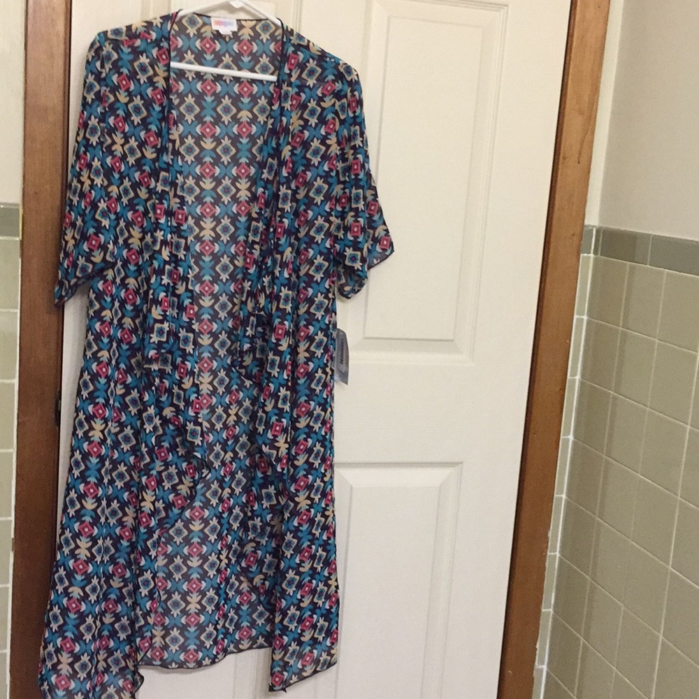 Brand New LulaRoe Shirley